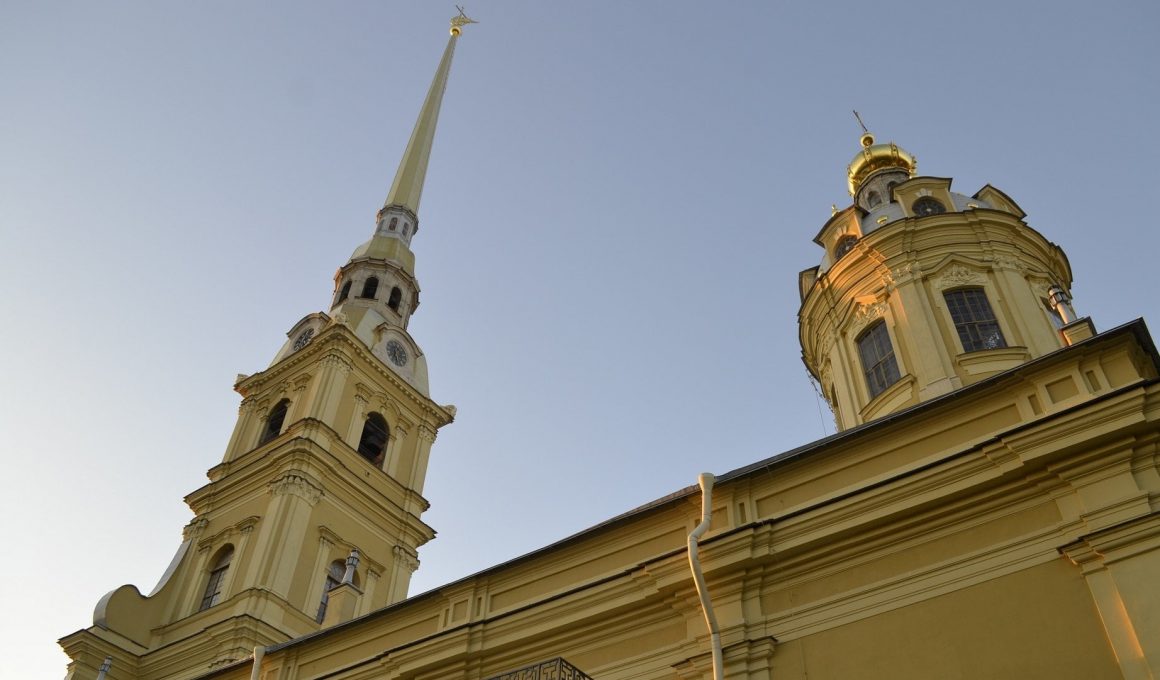 Петропавловская крепость в Санкт-Петербурге